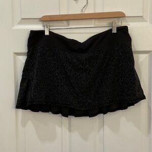 Lululemon Pace Rival Black Floral Print Tennis Skort